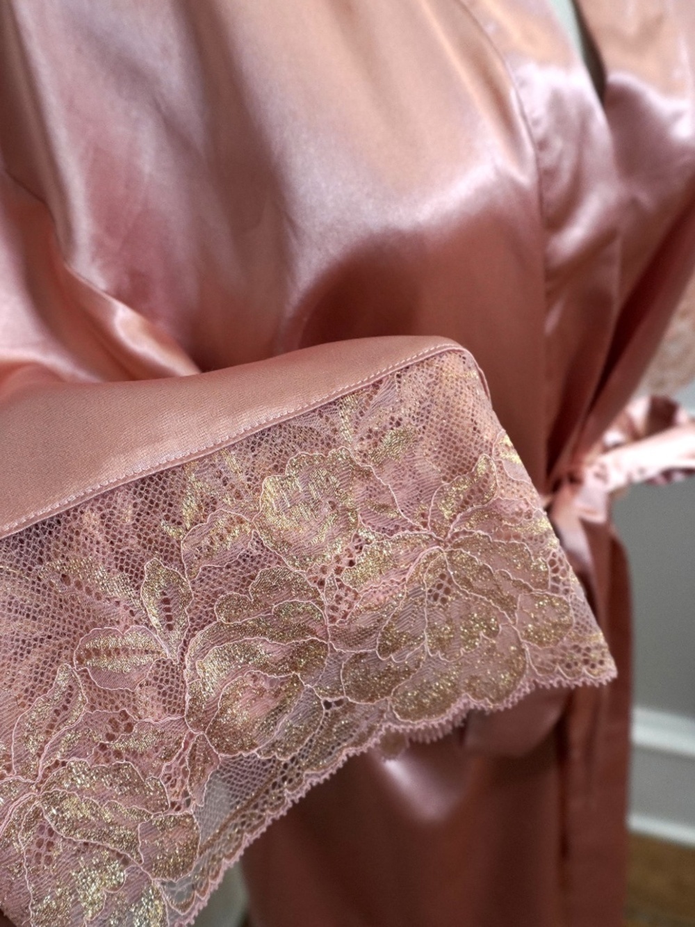 LA SENZA Bridesmaid Satin Robe, Size S/M - Picture 4 of 6